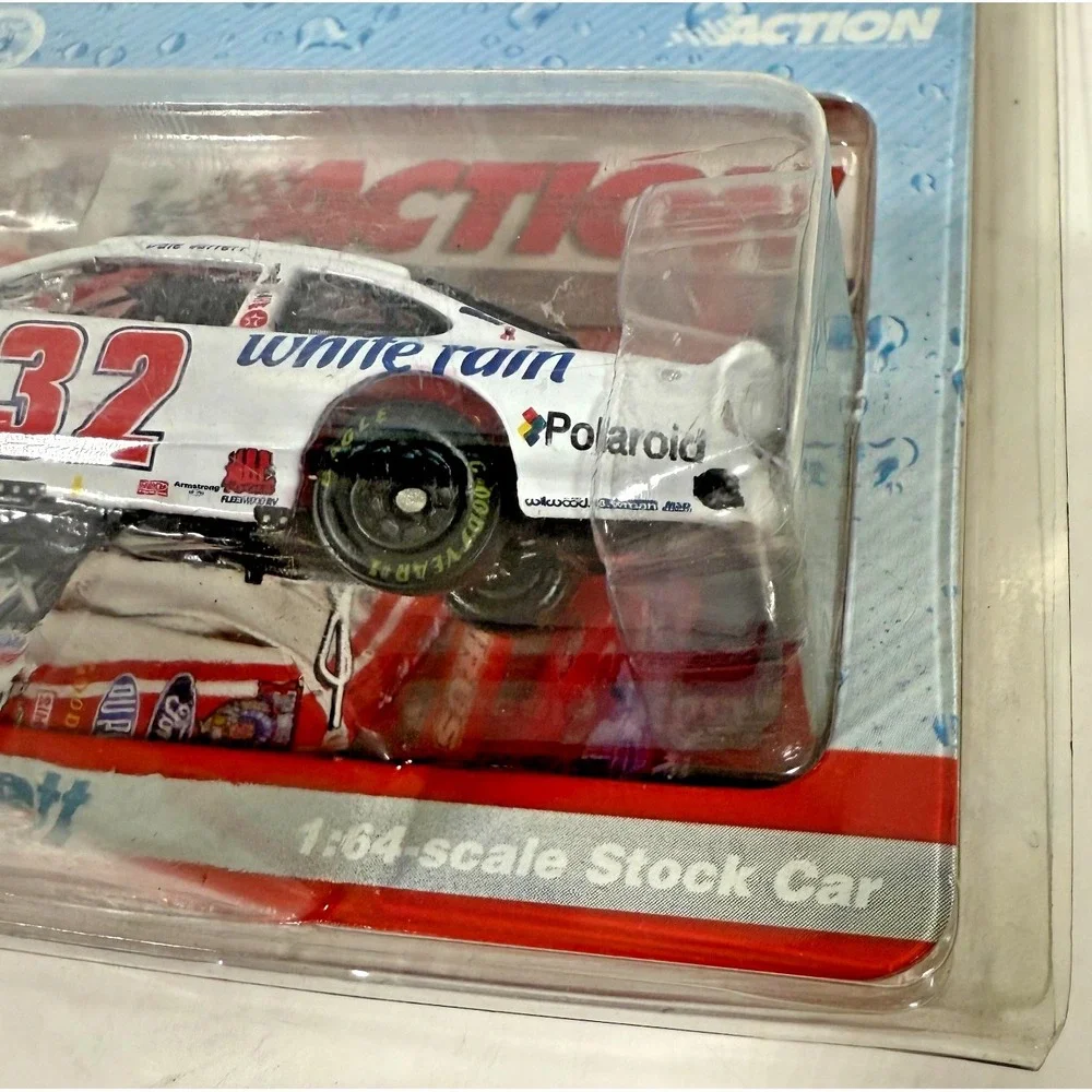 Action Dale Jarrett 1:64 White Rain 1998 Ford Taurus NASCAR 50th Anniversary Car